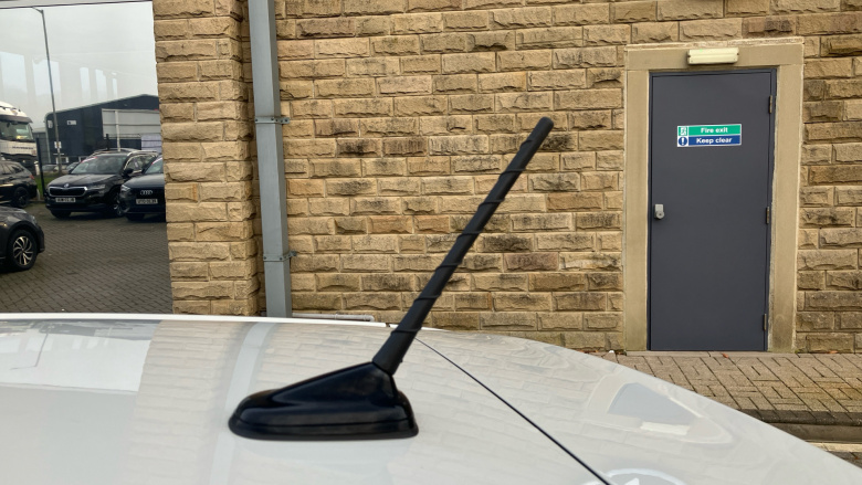 Volkswagen Polo 1.0 Life 5dr Petrol Hatchback